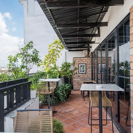 The Alcove Library Hotel-3